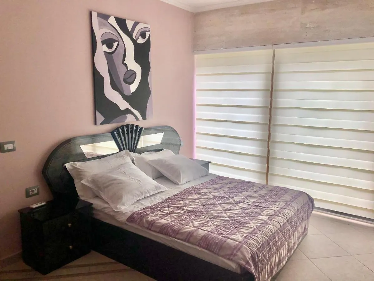 Haci Apartments Tirana 0*,
